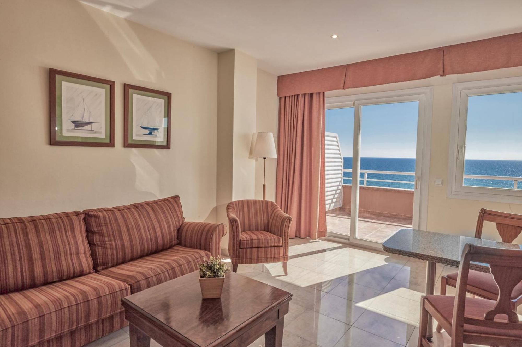Familieappartement met Uitzicht op Zee