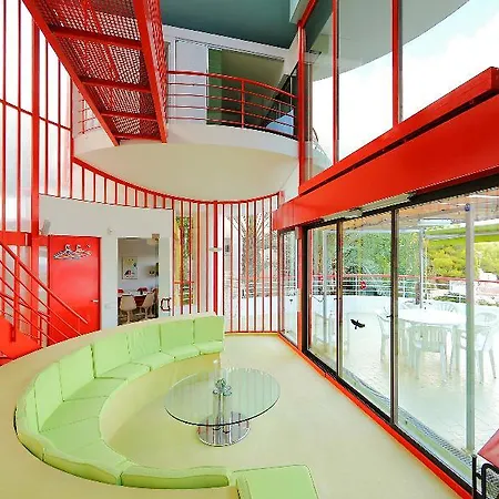 Hotel Urb Vallpineda Avda. Miquel Utrillo 99-2